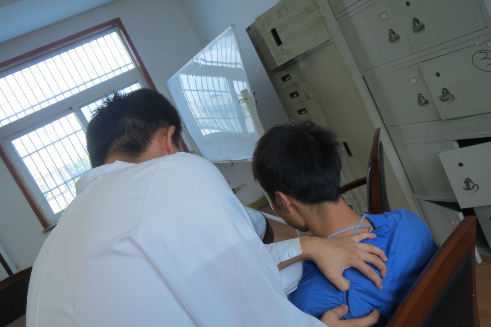 联合“中医义诊”，共推“健康大红鹰”